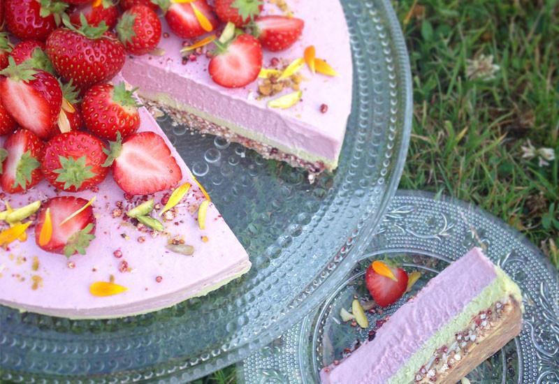 Baobab, Strawberries & Cream Cake