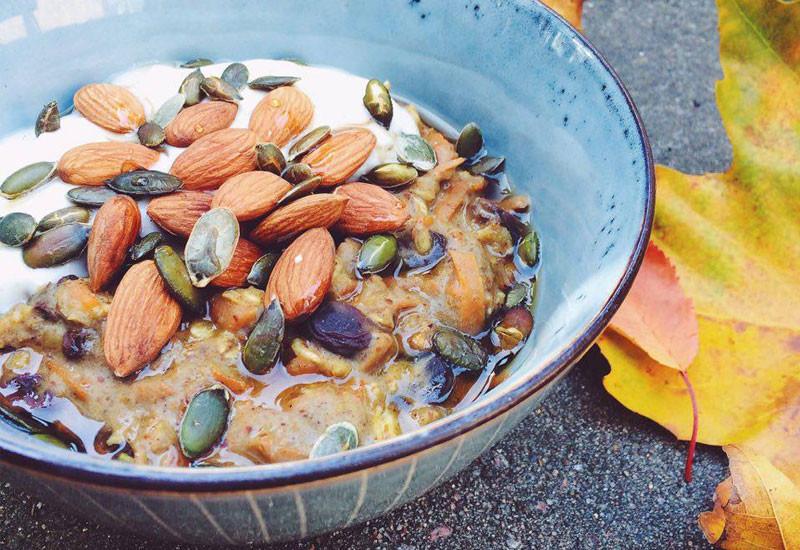 Carrot Cake Oats with Cream Cheese Frosting