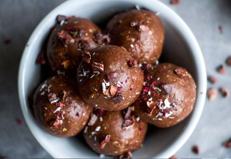 Super-Cacao Peanut Butter Protein Balls