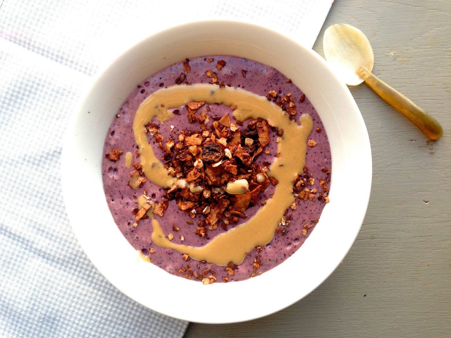 Baobab Smoothie Bowl with Granola & Nut Butter